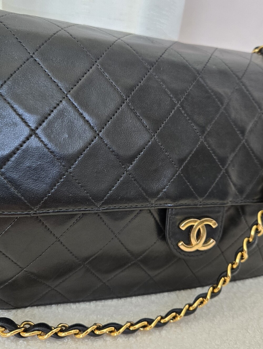 Chanel Vintage Classic Black Quilted Chain Shoulder Bag - Picture 11 of 16
